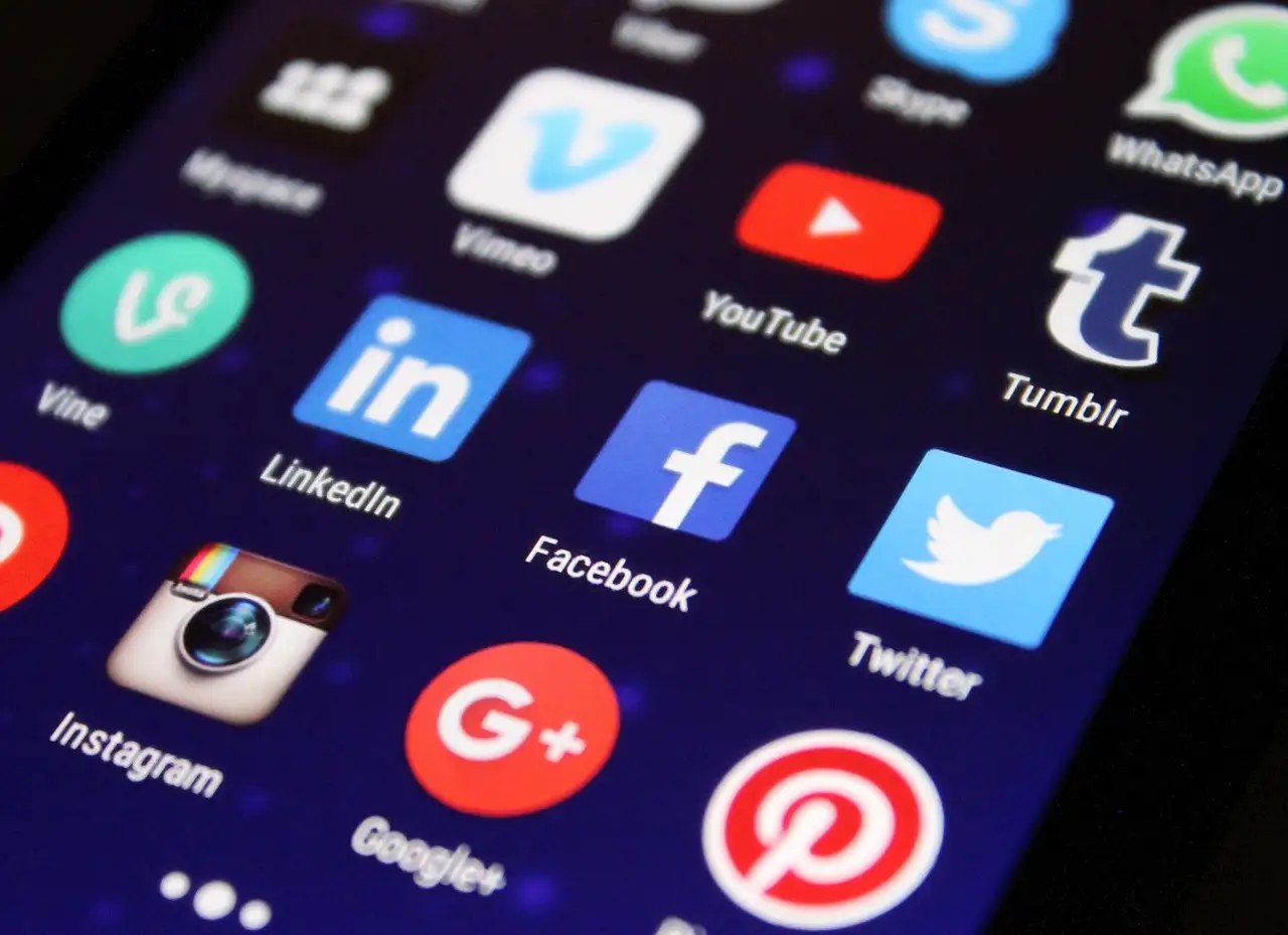 Facebook nachricht umfrage